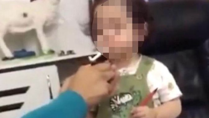 3 yaşındaki çocuğa sigara içiren şahıs Kızıltepe&#039;de gözaltına alındı