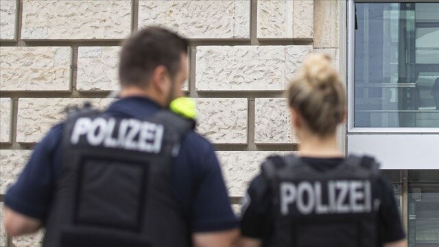 Almanya&#039;da camiye saldırı planlayan aşırı sağcılara yönelik operasyon