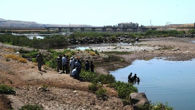 Cizre Nehri&#039;nde kaybolan adamın cansız bedenine ulaşıldı