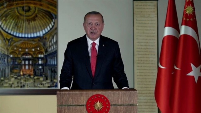 Cumhurbaşkanı Erdoğan: 24 Temmuz Cuma günü cuma namazı ile birlikte Ayasofya&#039;yı ibadete açmayı planlıyoruz