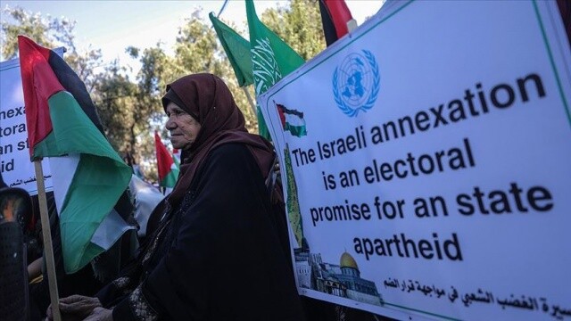 Gazzeli kadınlar İsrail&#039;in &#039;ilhak&#039; planını protesto etti