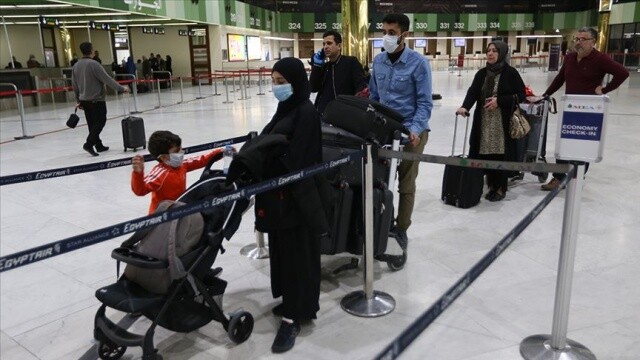 Irak&#039;ta Covid-19 nedeniyle kapatılan havalimanları ve alışveriş merkezleri açılıyor