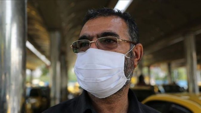 İran&#039;da halk maske zorunluluğundan memnun