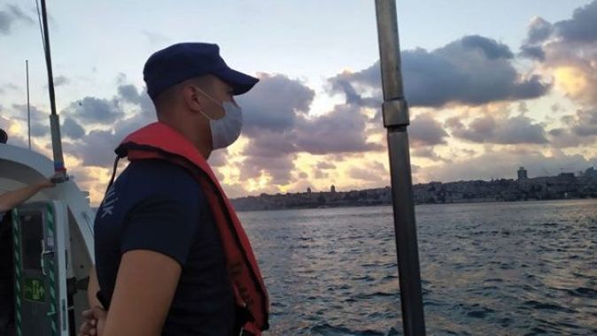 İstanbul Boğazı&#039;ndaki teknelere geniş çaplı denetim