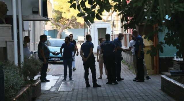 İzmir&#039;de silahla vurulan öğretmenevi müdürü ağır yaralandı