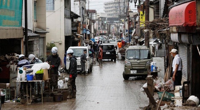 Japonya&#039;daki sel felaketinde bilanço artıyor