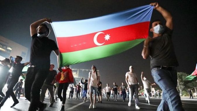 Libya&#039;ya baskı için Ermeni kartı devrede