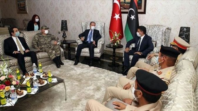 Milli Savunma Bakanı Akar Libya&#039;da