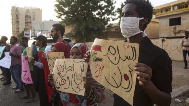 Sudan’da &#039;asayişin sağlanması&#039; talebiyle başlayan eylemler sürüyor