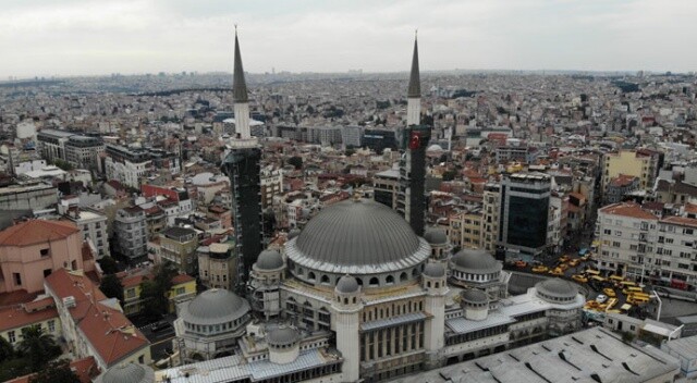 Taksim Camii&#039;nin şerefesi göründü