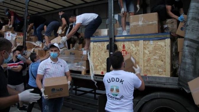Türkiye&#039;nin gönderdiği tıbbi malzeme yardımı Sancak bölgesine ulaştı