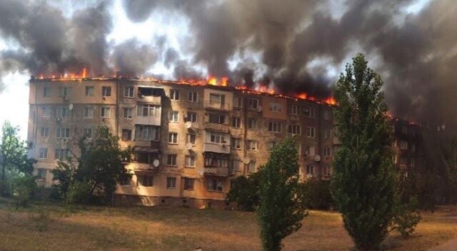 Ukrayna’da eşiyle tartışan kişi binada yangın çıkardı