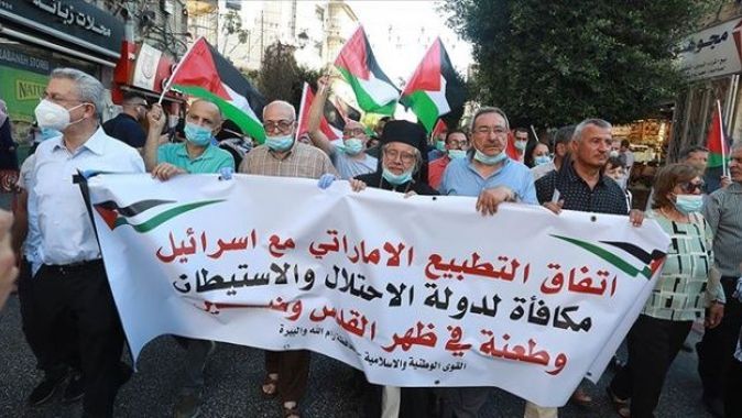 Batı Şeria&#039;da İsrail-BAE anlaşması protesto edildi