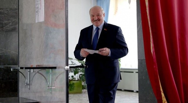 Belarus&#039;ta seçimlerin galibi resmen Lukaşenko oldu