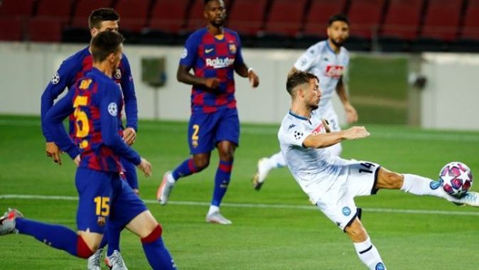 Cüneyt Çakır’ın yönettiği maçta Barcelona turladı