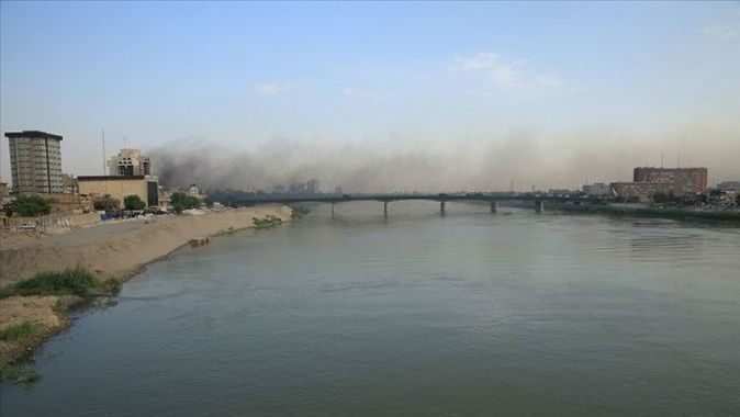 Irak&#039;ın başkenti Bağdat&#039;taki Yeşil Bölgeye füze saldırısı