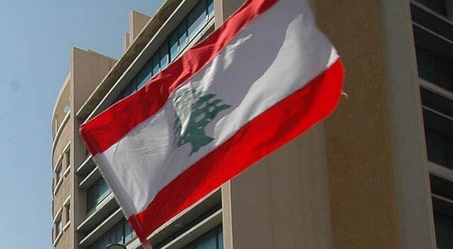Lübnan&#039;da büyük patlamanın ardından Maliye Bakanı da istifa etti