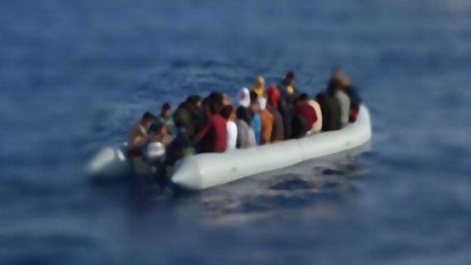 Moritanya açıklarında göçmen botu alabora oldu