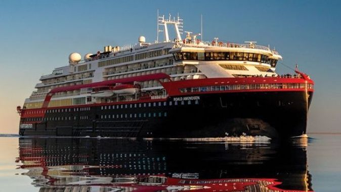 Norveç’te kruvaziyer gemide görevli 33 personelde koronavirüs tespit edildi