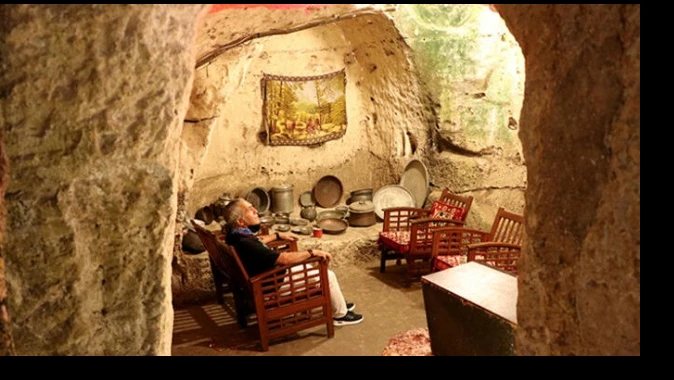 Turistlerin kavurucu sıcaktaki uğrak mekanı: &quot;Kaleoğlu Mağarası&quot;