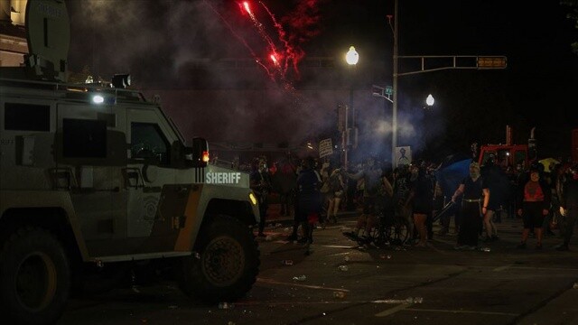 ABD&#039;nin Kenosha kentindeki ırkçılık karşıtı gösterilerde 252 kişi tutuklandı