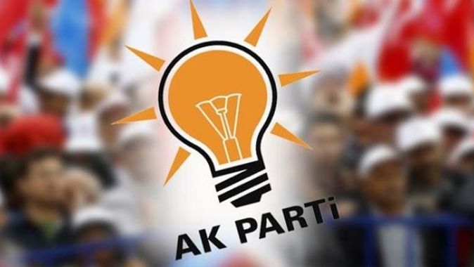 AK Parti &#039;Z kuşağı&#039; için YouTuber’larla görüşüyor
