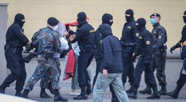 Belarus&#039;ta bu kez öğrenciler sokağa çıktı
