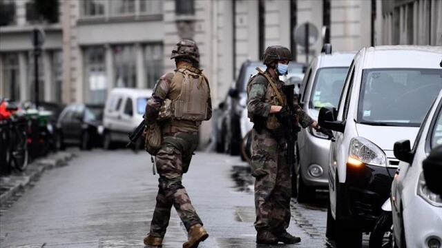 Fransa&#039;da terör örgütü üyelerine finans sağladığı gerekçesiyle 29 kişi gözaltına alındı