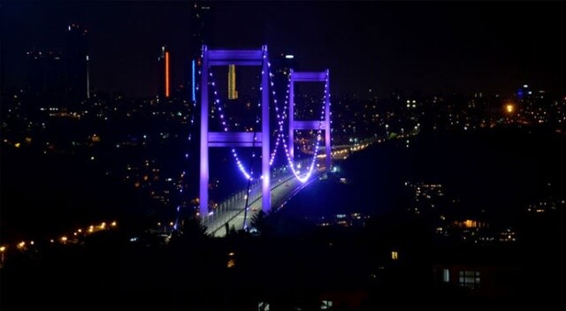 FSM Köprüsü &#039;alzaymır günü&#039;nde mor ışıkla aydınlatılacak