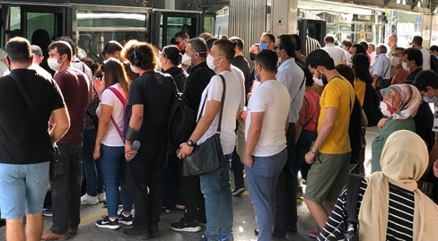 İstanbul’da toplu taşımada tıka basa yoğunluk