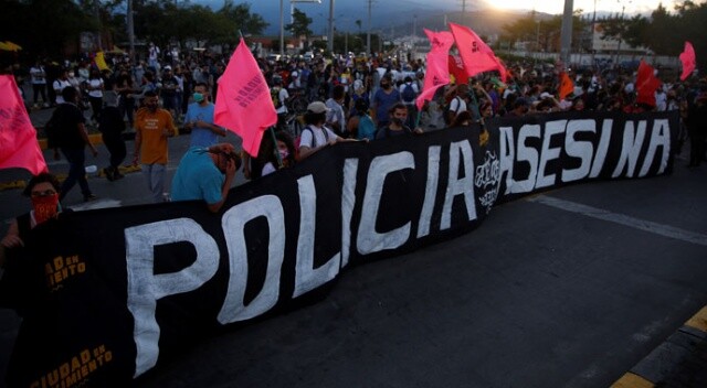 Kolombiya’da polis şiddetine karşı protestolar sürüyor