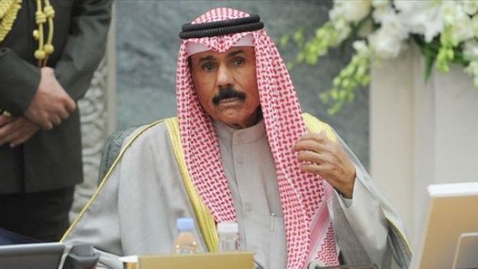 Kuveyt&#039;in yeni emiri olan Şeyh Nevvaf yemin etti
