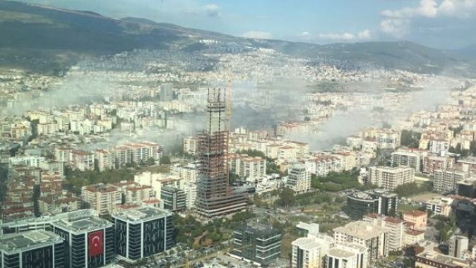 Bakan Karaismailoğlu: İzmir depremiyle ilgili ulaşım ve iletişimde sorun yok