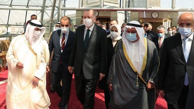 Cumhurbaşkanı Erdoğan taziye için Kuveyt&#039;i ziyaret etti