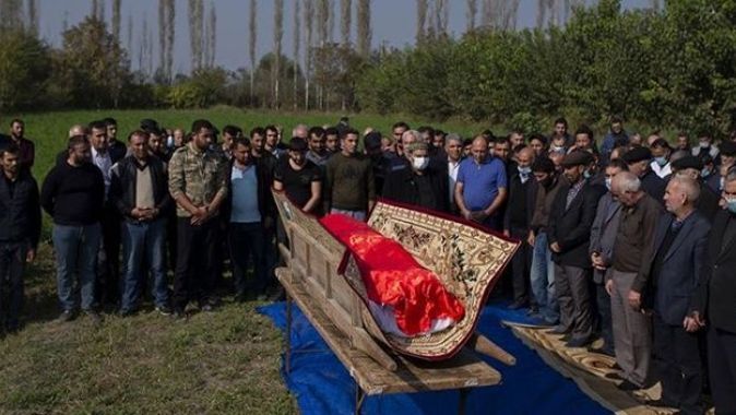 Ermenistan&#039;ın saldırısında ölen Azerbaycanlı 21 sivil son yolculuğuna uğurlandı