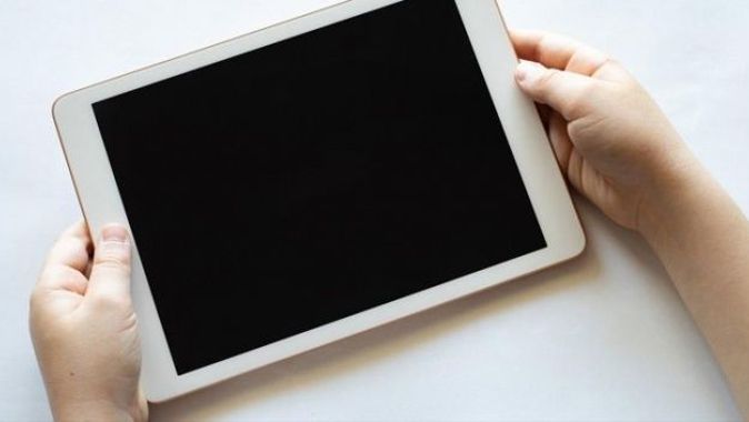 Milli Eğitim Bakanı Ziya Selçuk&#039;tan velilere tablet dağıtımına ilişkin uyarı