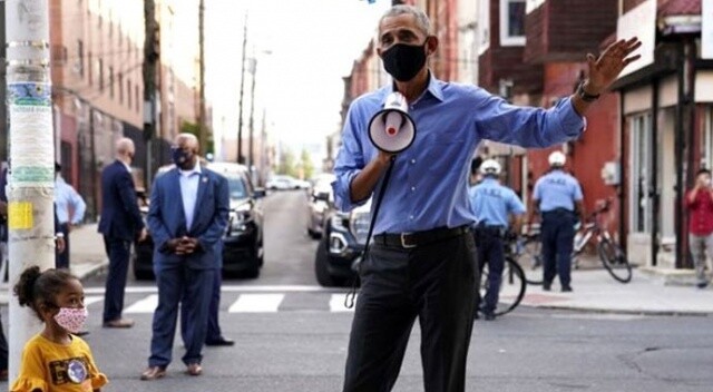 Obama&#039;yı seçim öncesi sokakta görenler şaşırdı! Megafonla oy istedi...