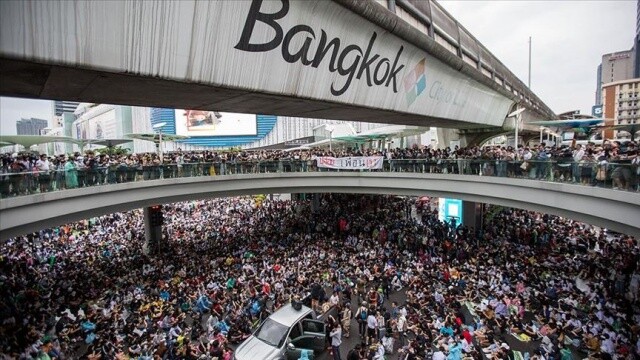 Tayland&#039;da hükümet karşıtı protestocular, gösterilere yarın devam edecek