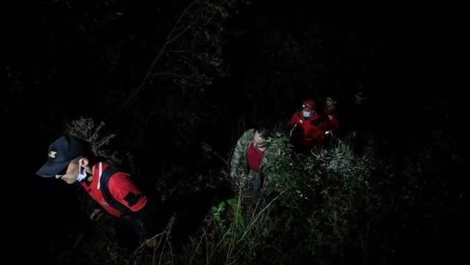 Uludağ&#039;ın eteklerinde kaybolan 4 kişi ekiplerce kurtarıldı