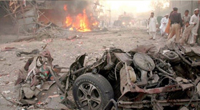 Afganistan&#039;da çifte bombalı saldırı: 14 ölü, 45 yaralı