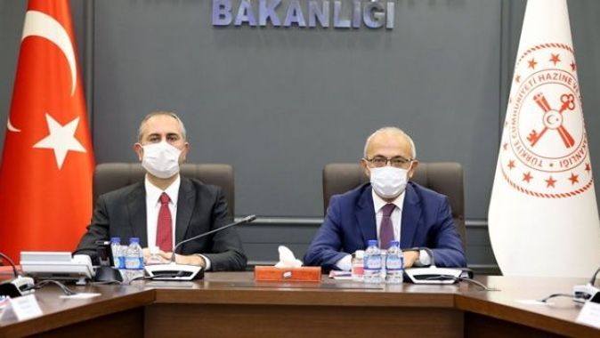 Bakan Elvan, Adalet Bakanı Abdulhamit Gül ile bir araya geldi