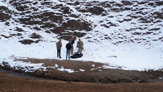 İran sınırında 3 düzensiz göçmen donarak öldü