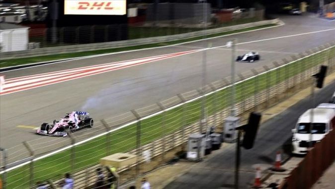 Formula 1&#039;de olaylı Bahreyn Grand Prix&#039;sini Hamilton kazandı