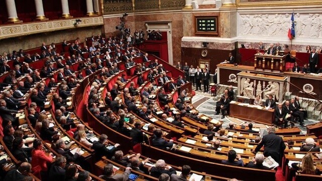Fransa&#039;da güvenlik yasa tasarısının tartışmalı 24. maddesi parlamentodan geçti