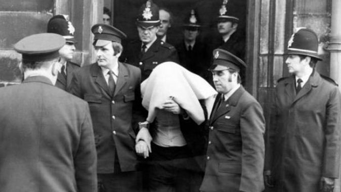 İngiltere’de 13 kadını öldüren seri katil Sutcliffe, hayatını kaybetti