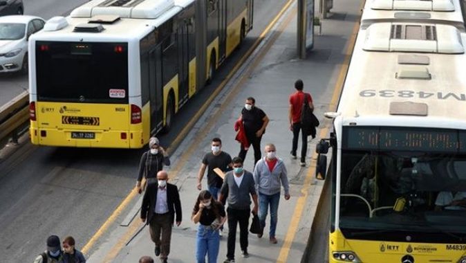 İstanbul&#039;da toplu ulaşım Covid-19 tedbirleri kapsamında yeniden düzenlendi