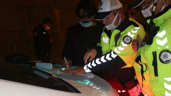 Maske takmayan sürücüye 900 lira ceza