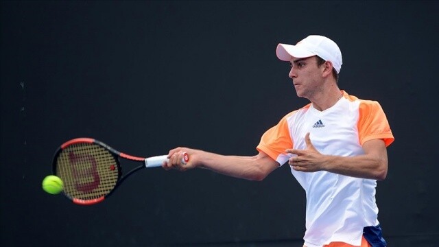 Milli tenisçi Ergi Kırkın Tunus&#039;ta zirvede yer aldı
