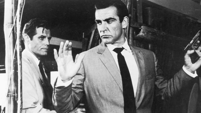 Sean Connery’nin ilk James Bond filminde kullandığı tabanca açık artırmada