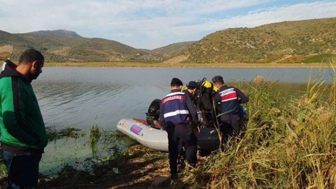 Selçuk&#039;ta teknenin batması ile suda kaybolan gencin cesedine ulaşıldı